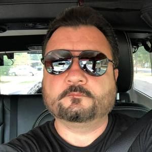 Meet your Posher, Eduardo